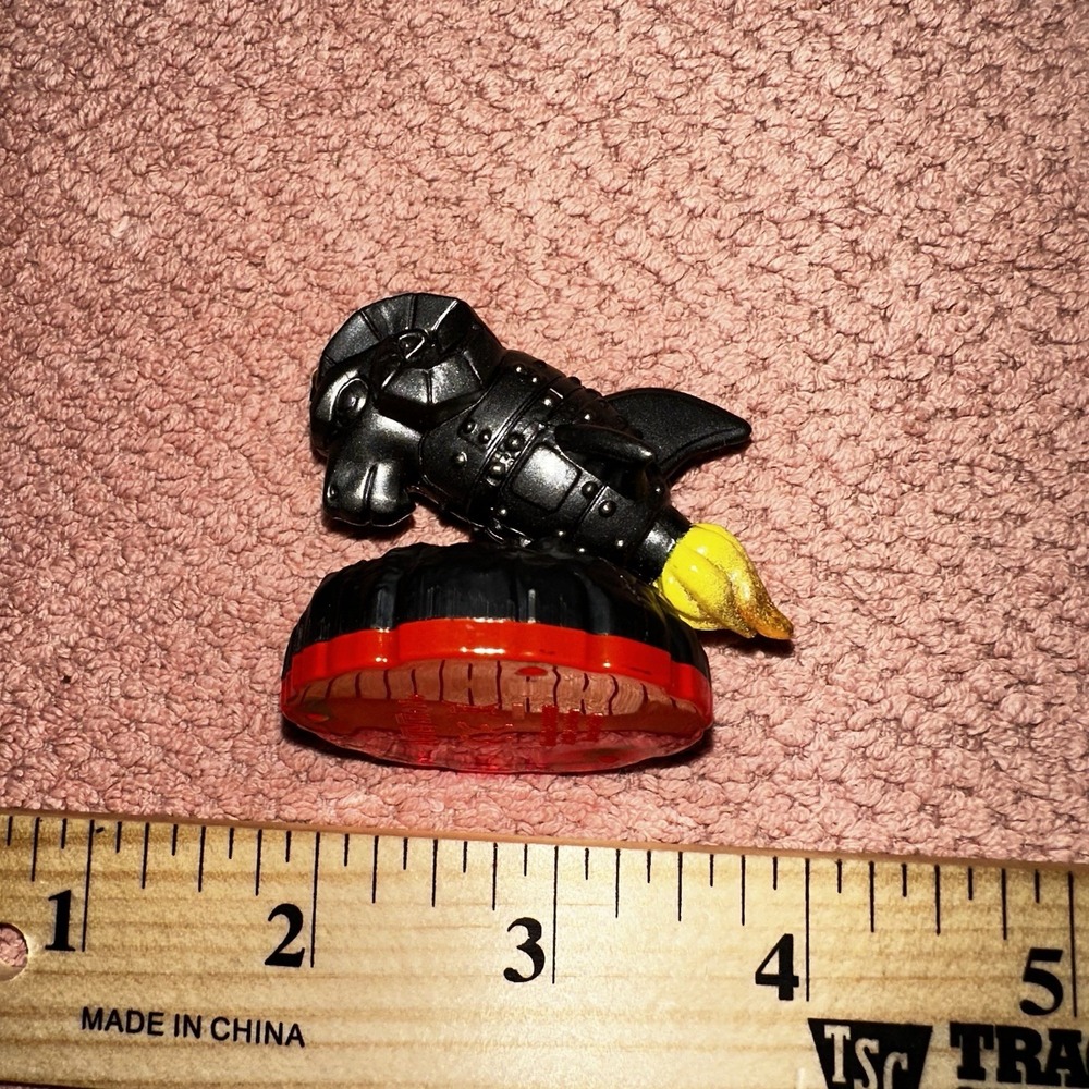 Skylanders Trap Team ROCKET RAM Figure Red‎ Base - Picture 3 of 5